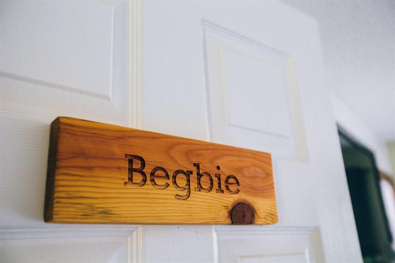 Alpenrose Revelstoke Bed & Breakfast 외부 사진